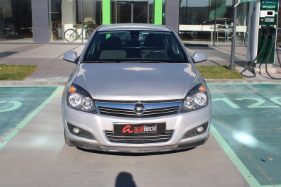 Opel Astra 1.6 ENJOY PLUS 2011 Model Düz Vites