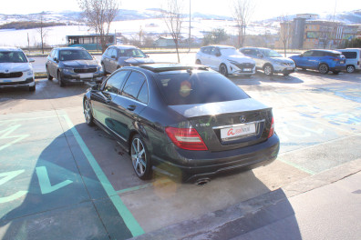 Mercedes-Benz C Serisi C180 BLUEFFİCİENCY AMG 2011 Model Otomatik Vites
