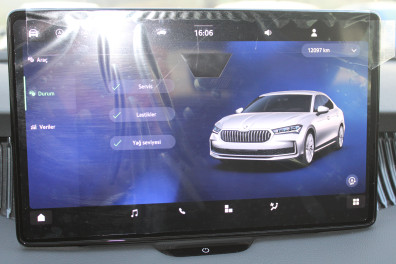 Skoda Superb  1.5 MHEV PRESTİGE  2025 Model Otomatik Vites