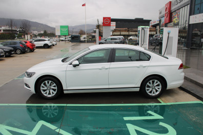 Volkswagen Passat 1.4TSİ TRENDLİNE 2017 Model Düz Vites