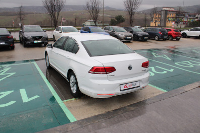 Volkswagen Passat 1.4TSİ TRENDLİNE 2017 Model Düz Vites