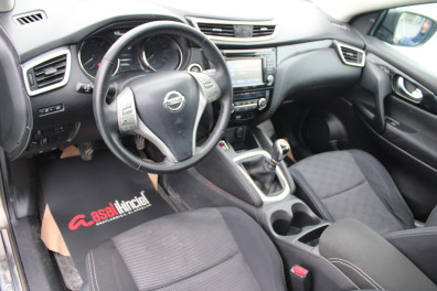 Nissan Qashqai 1.5DCİ BLACK PREMİUM 2014 Model Düz Vites