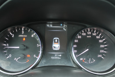 Nissan Qashqai 1.5DCİ BLACK PREMİUM 2014 Model Düz Vites