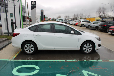 Opel Astra 1.4 T EDİTİON PLUS  2019 Model Düz Vites