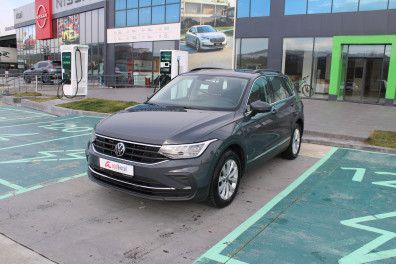 Volkswagen Tiguan 1.5 TSİ LİFE  2023 Model Otomatik Vites