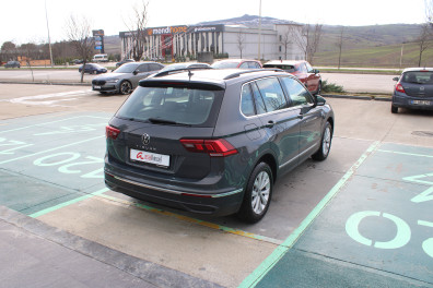 Volkswagen Tiguan 1.5 TSİ LİFE  2023 Model Otomatik Vites