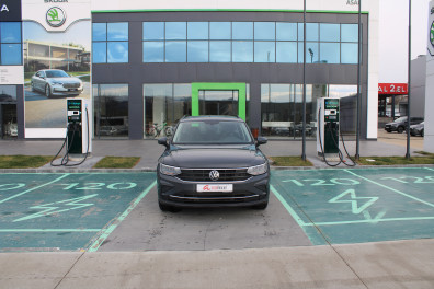 Volkswagen Tiguan 1.5 TSİ LİFE  2023 Model Otomatik Vites