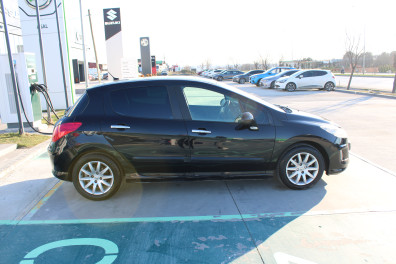 Peugeot 308 1.6HDİ COMFORT 2009 Model Otomatik Vites