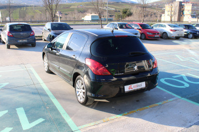 Peugeot 308 1.6HDİ COMFORT 2009 Model Otomatik Vites