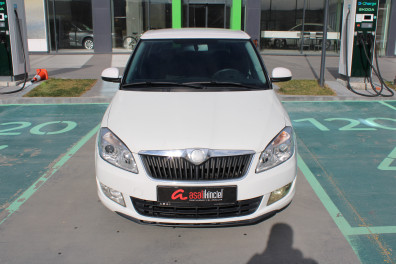 Skoda Fabia 1.2 LPG OPTİMAL 2012 Model Düz Vites