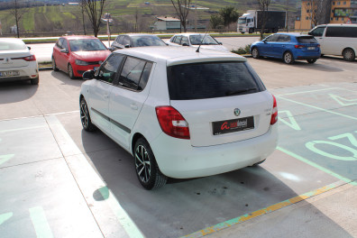 Skoda Fabia 1.2 LPG OPTİMAL 2012 Model Düz Vites