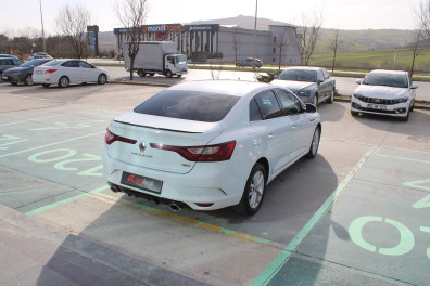 Renault Megane 1.5DCİ TOUCH PLUS 2017 Model Otomatik Vites