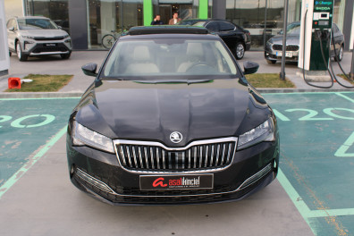 Skoda Superb 1.5TSİ PRESTİGE 2023 Model Otomatik Vites