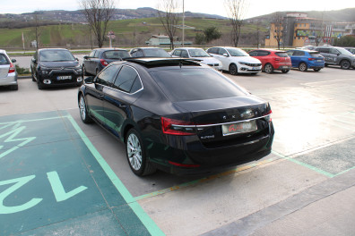 Skoda Superb 1.5TSİ PRESTİGE 2023 Model Otomatik Vites