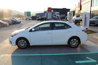 Toyota Corolla 1.6 LPG TOUCH 2015 Model Düz Vites