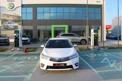 Toyota Corolla 1.6 LPG TOUCH 2015 Model Düz Vites