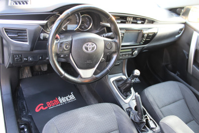 Toyota Corolla 1.6 LPG TOUCH 2015 Model Düz Vites