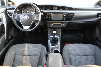 Toyota Corolla 1.6 LPG TOUCH 2015 Model Düz Vites
