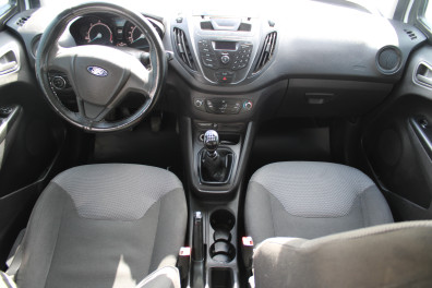 Ford  Tourneo  COURİER 1.5TDCİ TREND 2018 Model Düz Vites