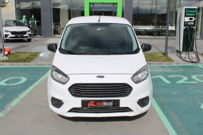Ford  Tourneo  COURİER 1.5TDCİ TREND 2018 Model Düz Vites