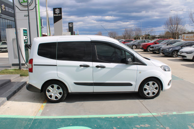 Ford  Tourneo  COURİER 1.5TDCİ TREND 2018 Model Düz Vites