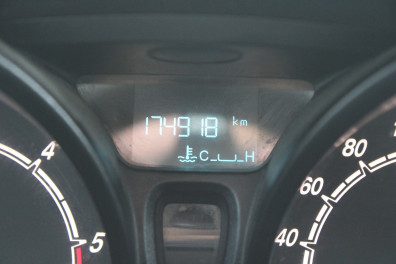 Ford  Tourneo  COURİER 1.5TDCİ TREND 2018 Model Düz Vites