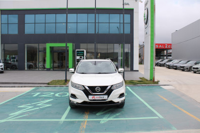 Nissan Qashqai 1.6DCİ TEKNA 4X4  2018 Model Düz Vites