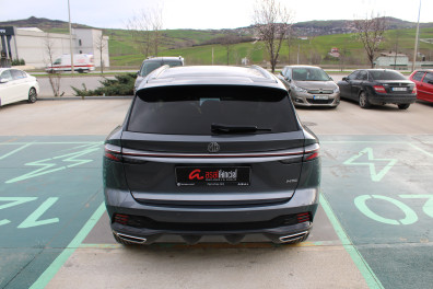 MG HS 1.5 T-GDI LUXURY 2024 Model Otomatik Vites