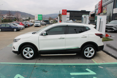 Nissan Qashqai 1.3 DIG-T VİSİA 2020 Model Otomatik Vites
