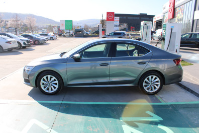 Skoda Octavia 1.5 MHEV PREMİUM  2025 Model Otomatik Vites