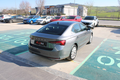 Skoda Octavia 1.5 MHEV PREMİUM  2025 Model Otomatik Vites