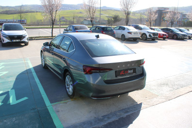 Skoda Octavia 1.5 MHEV PREMİUM  2025 Model Otomatik Vites