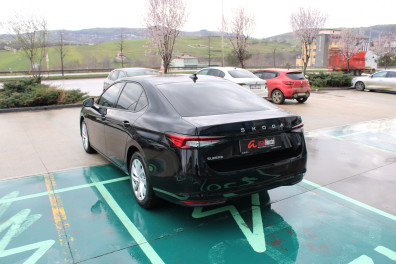 Skoda Superb 1.5 MHEV ELİTE 2024 Model Otomatik Vites
