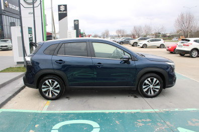 Suzuki S-Cross 1.4 GLX PREMİUM 4X4 2023 Model Otomatik Vites