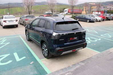 Suzuki S-Cross 1.4 GLX PREMİUM 4X4 2023 Model Otomatik Vites