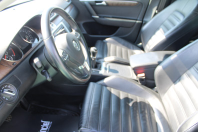 Volkswagen Passat 1.6 TDİ EXCLUSİVE 2013 Model Düz Vites