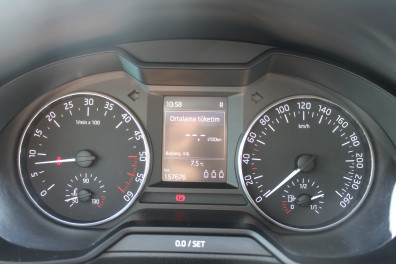 Skoda Octavia 1.6TDİ STYLE CR 2016 Model Otomatik Vites