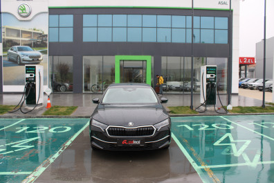 Skoda Octavia 1.5 MHEV PREMİUM DSG 2025 Model Otomatik Vites