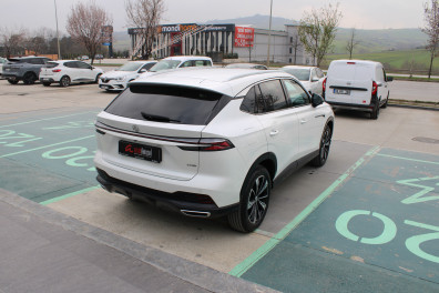 MG HS  1.5 T-GDİ LUXURY 2024 Model Otomatik Vites