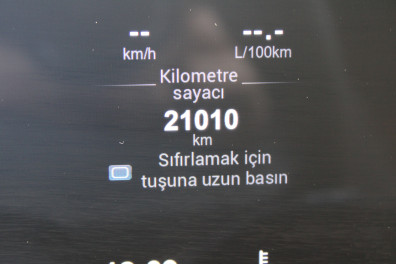 MG HS  1.5 T-GDİ LUXURY 2024 Model Otomatik Vites