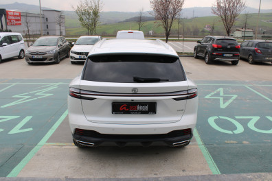 MG HS  1.5 T-GDİ LUXURY 2024 Model Otomatik Vites