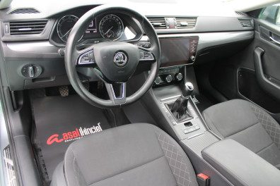 Skoda Superb 1.5TSİ COMFORT 2019 Model Düz Vites