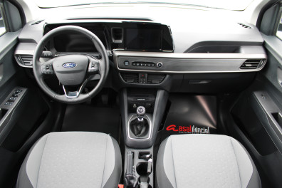Ford  Tourneo COURİER 1.5TDCİ TİTANİUM 2025 Model Düz Vites