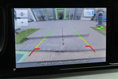 Ford  Tourneo COURİER 1.5TDCİ TİTANİUM 2025 Model Düz Vites