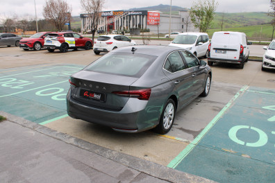 Skoda Octavia 1.5 MHEV PREMİUM 2025 Model Otomatik Vites