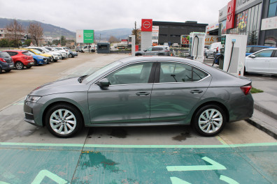 Skoda Octavia 1.5 MHEV PREMİUM 2025 Model Otomatik Vites
