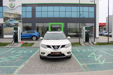 Nissan X-Trail 1.6DCİ DESİGN PACK 4X4 7KOLTUK 2016 Model Düz Vites