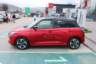Suzuki Swift 1.2HİBRİT PULSE  2025 Model Otomatik Vites
