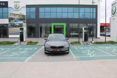 Skoda Octavia 1.5 MHEV PREMİUM 2025 Model Otomatik Vites