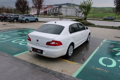 Skoda Superb 1.4TSİ LPG ACTİVE 2013 Model Düz Vites